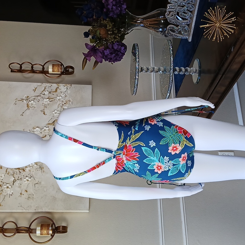 Women's Atlantic Tropical Floral Blue One-piece Swimsuit. Size M - Picture 9 of 17
